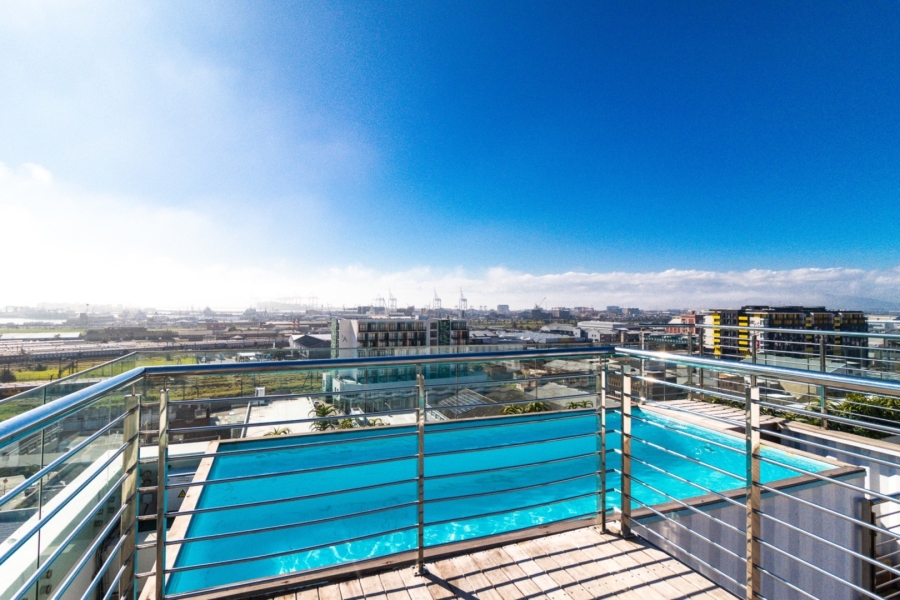 To Let 1 Bedroom Property for Rent in Woodstock Western Cape